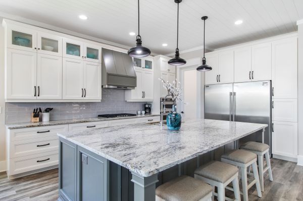 Modern Kitchen Remodeling in Hamilton